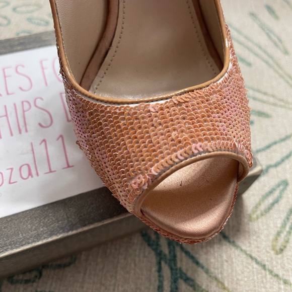 Prada size 38 shoes 👑👑 - Picture 2 of 8